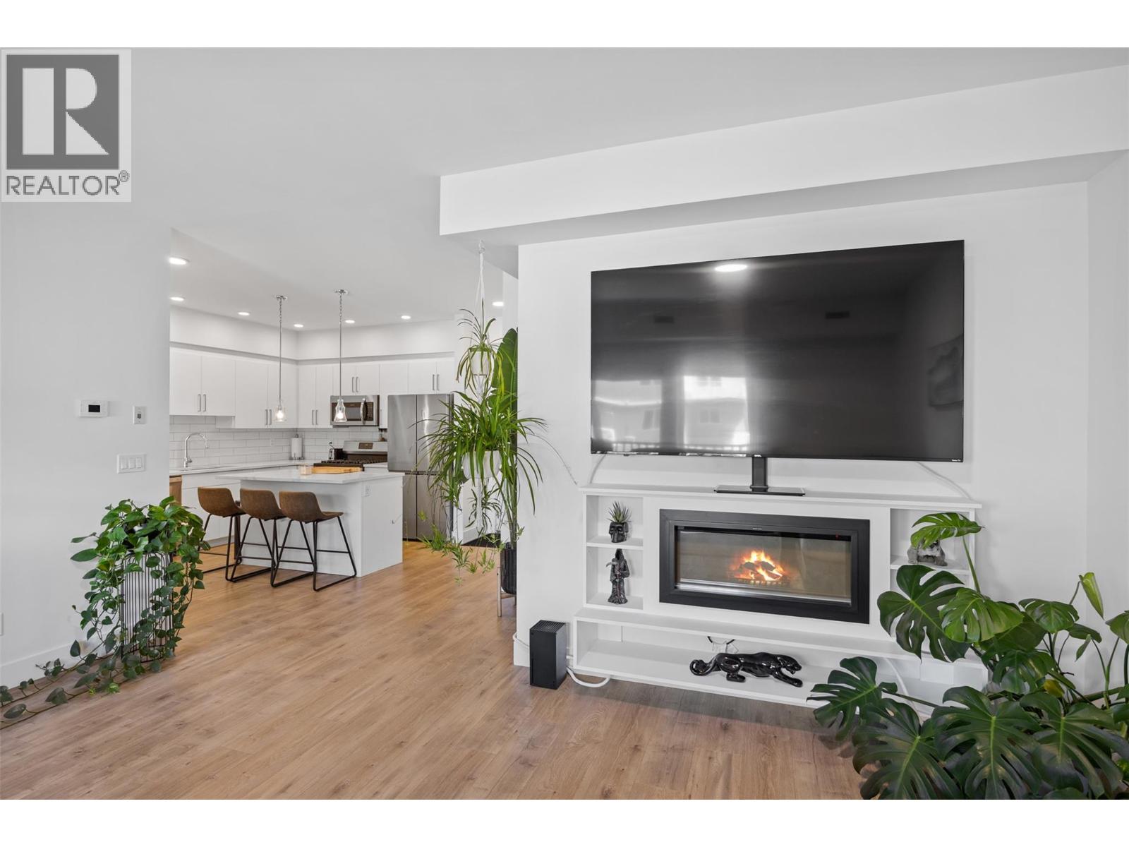 #314 2046 ROBSON Place - 15