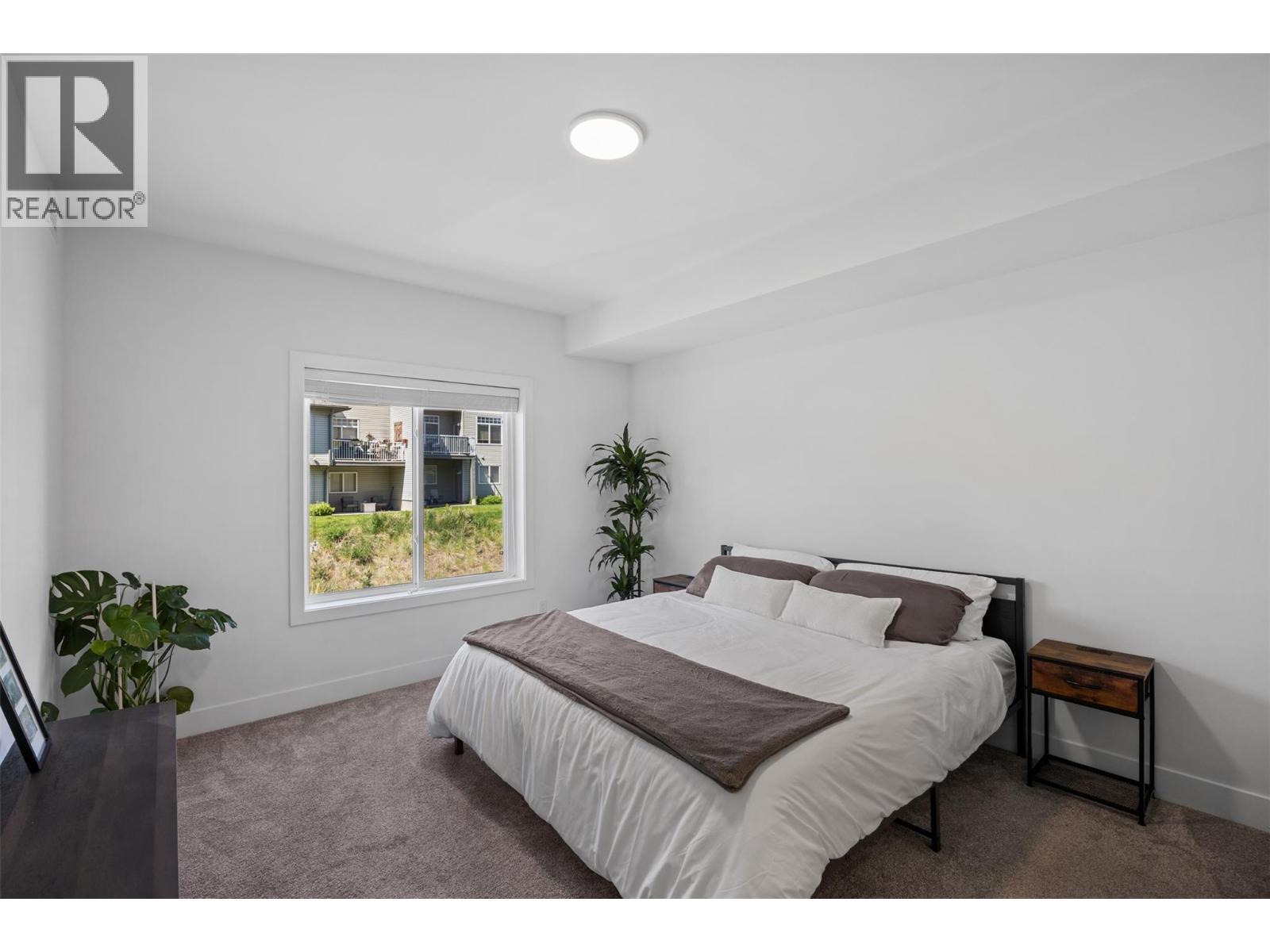 #314 2046 ROBSON Place - 22