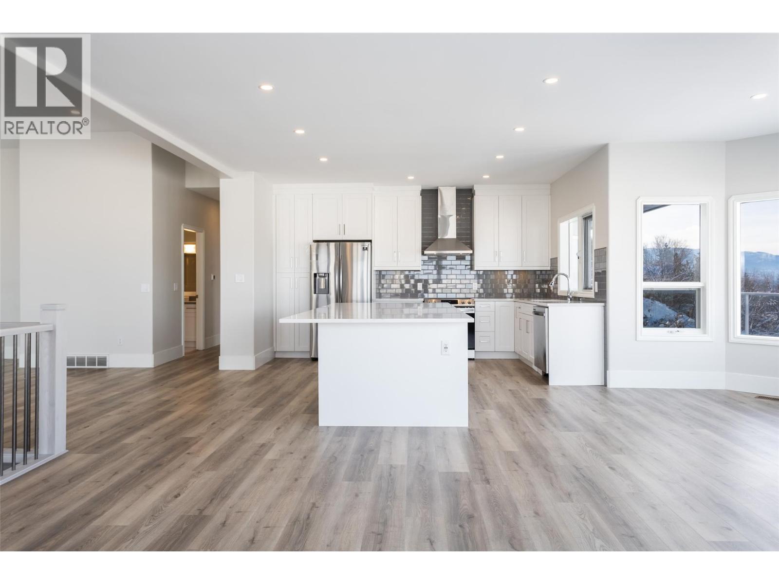  845 Toovey Road, Kelowna