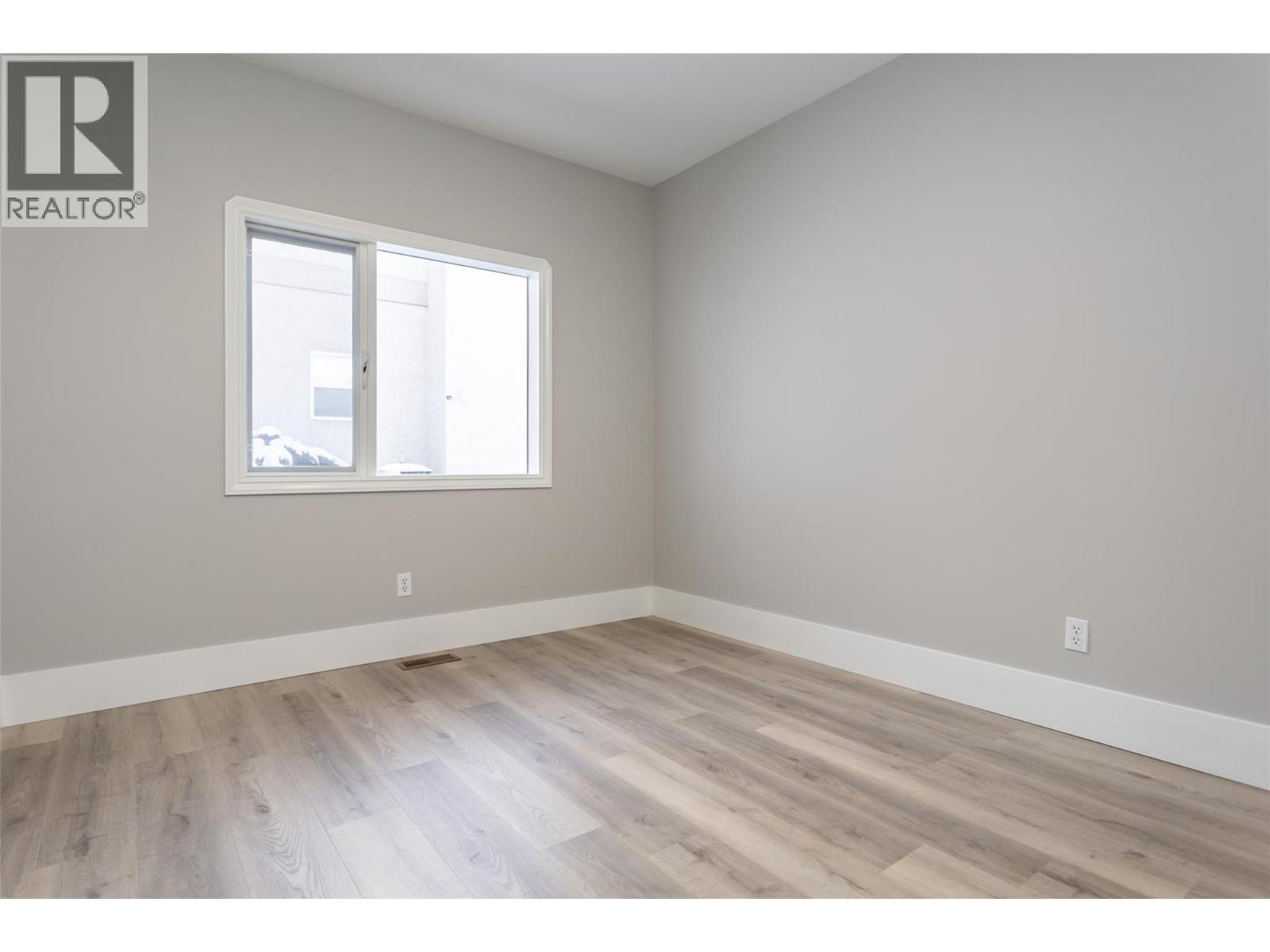  845 Toovey Road, Kelowna