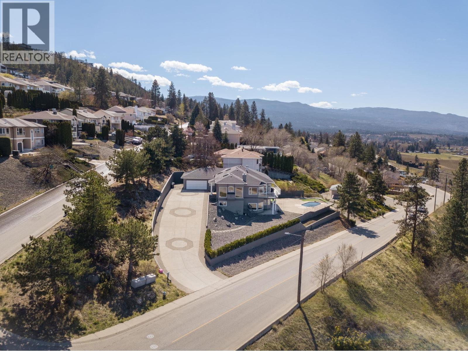  845 Toovey Road, Kelowna