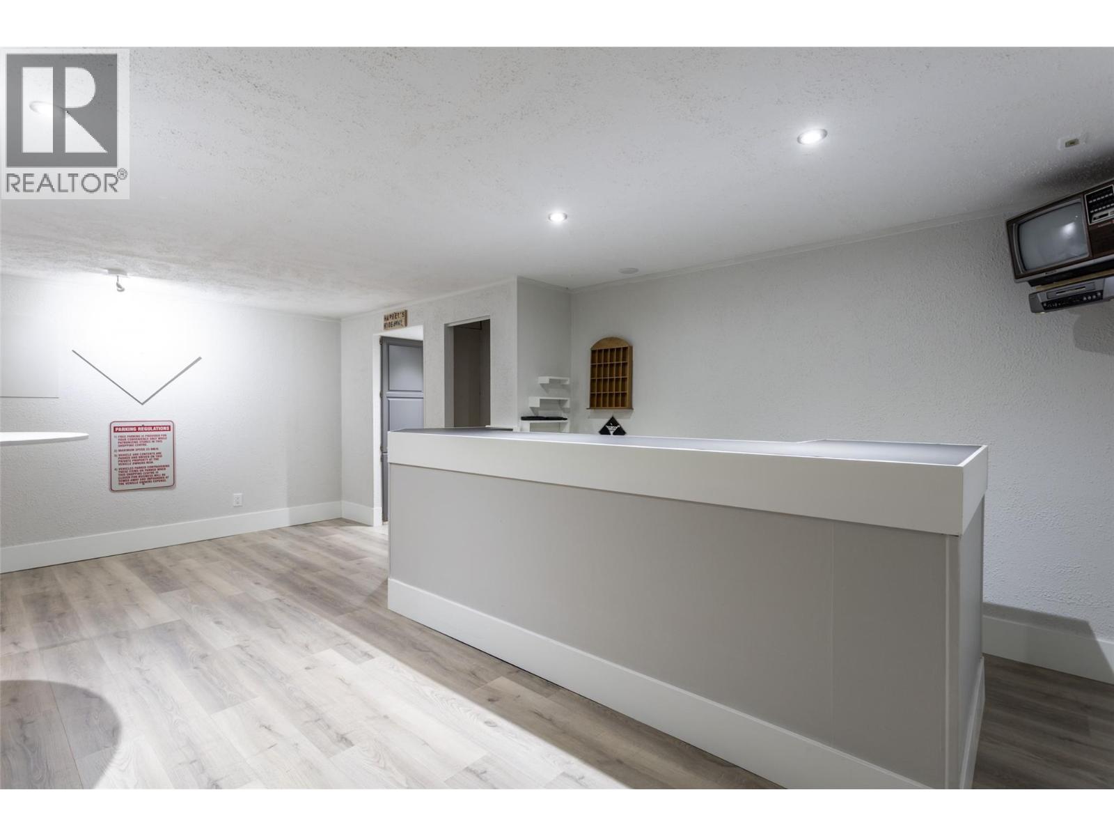  845 Toovey Road, Kelowna