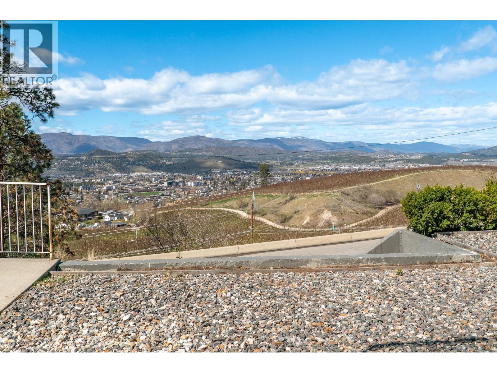  845 Toovey Road, Kelowna