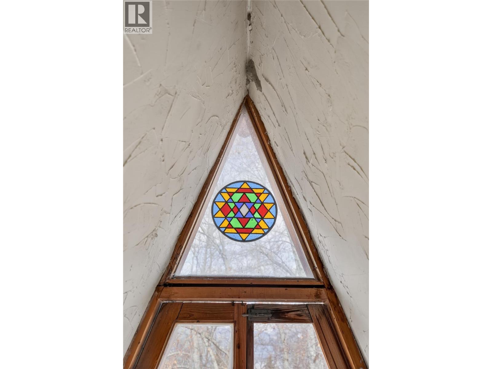 806 BELLEVUE Street - 32