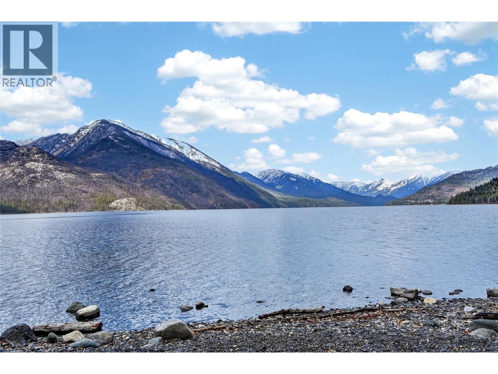 806 BELLEVUE Street - 36