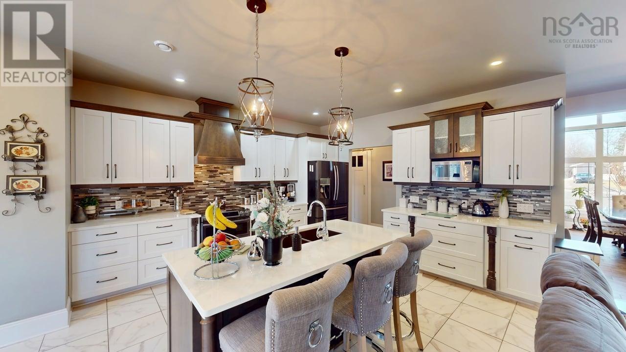 Property 7 of 29 of 1910 West Street