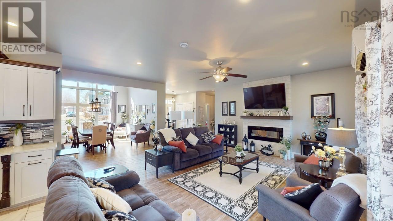 Property 5 of 29 of 1910 West Street