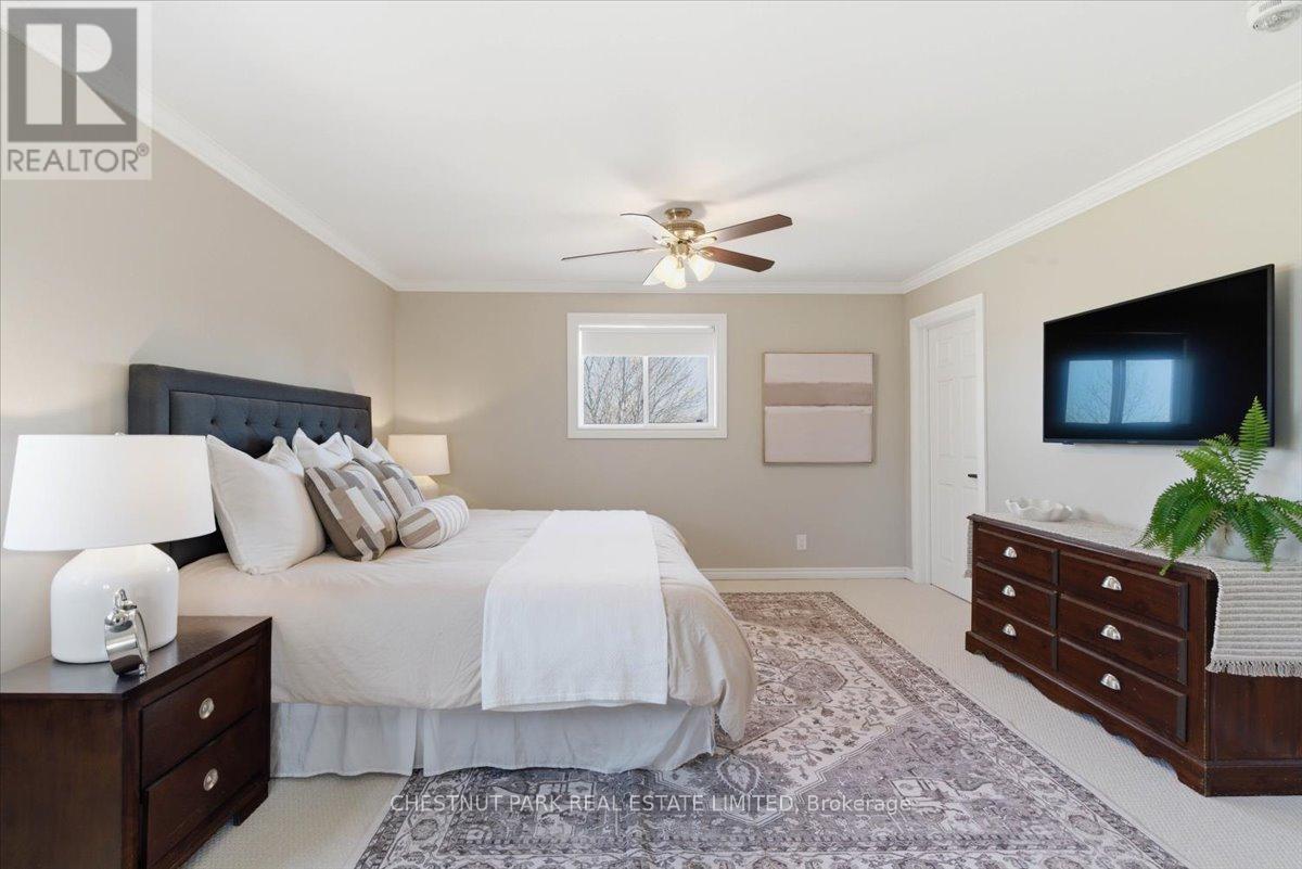 146 MASSASSAUGA ROAD - 34