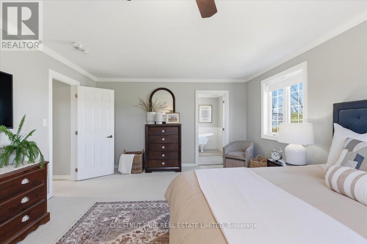 146 MASSASSAUGA ROAD - 36