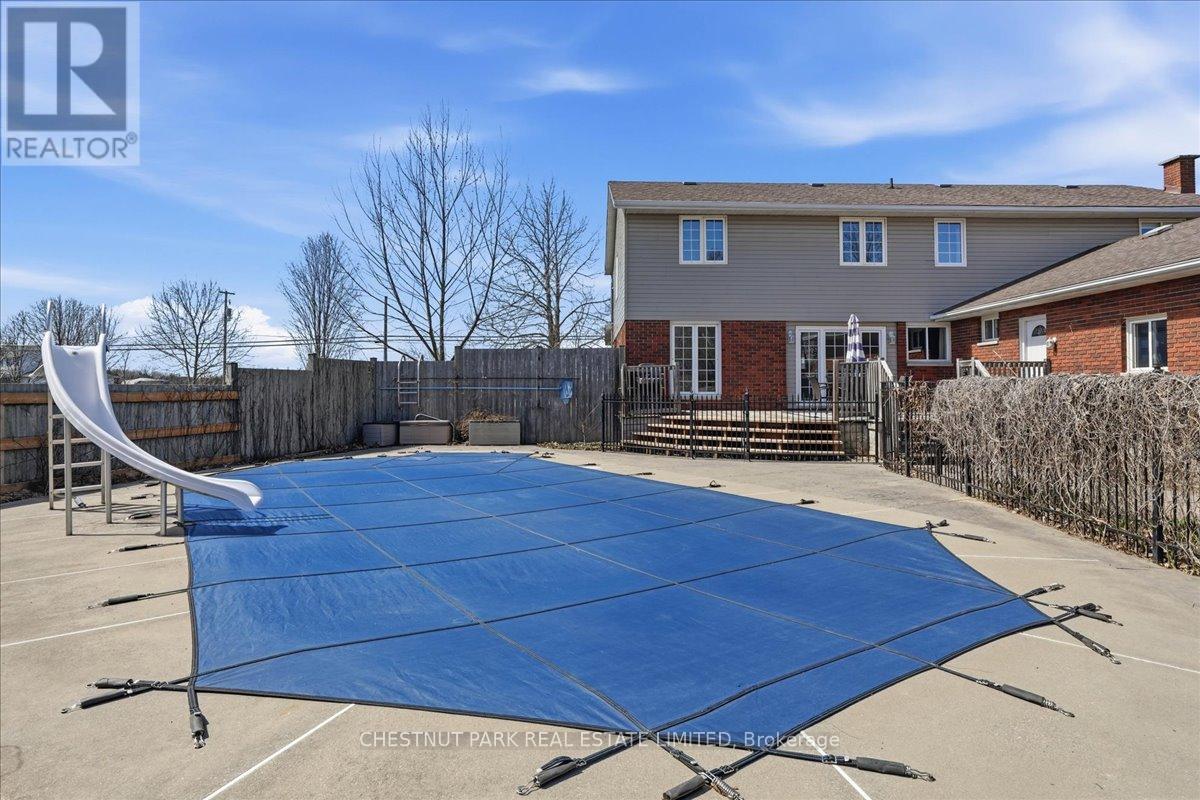 146 MASSASSAUGA ROAD - 43