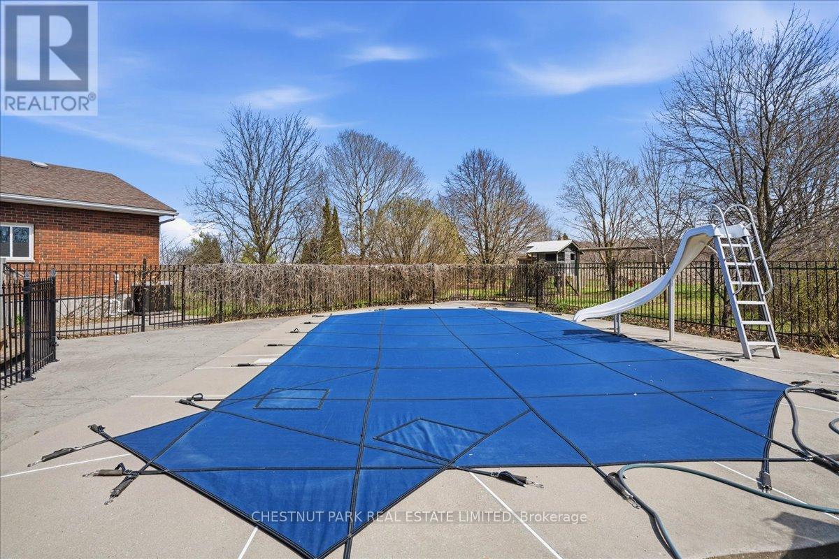 146 MASSASSAUGA ROAD - 45