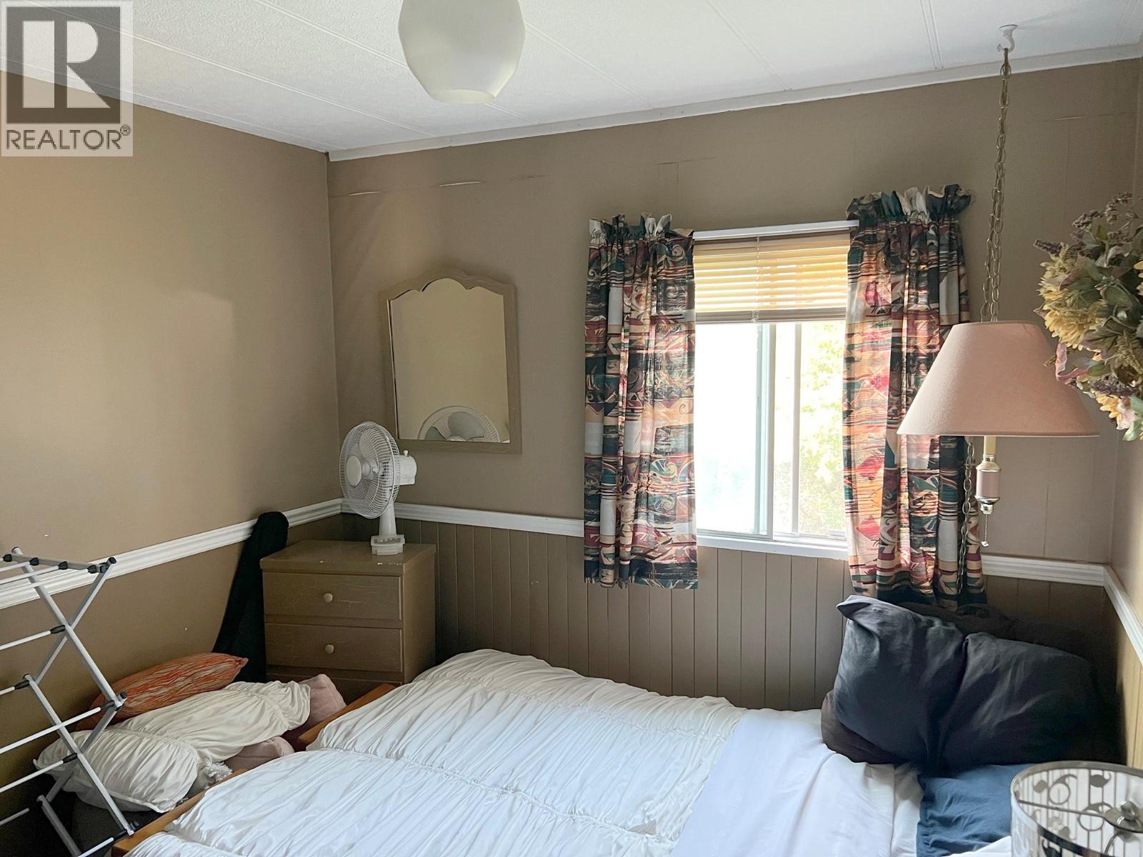 6288 Meadowland Crescent N - 25