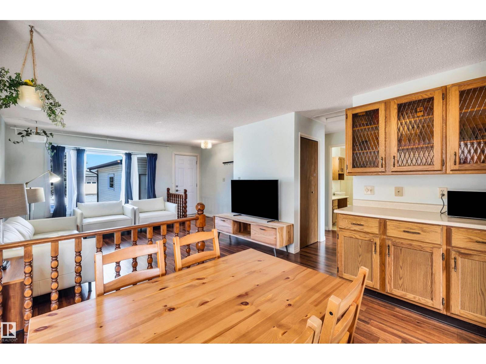 18923 86A AV NW - 13