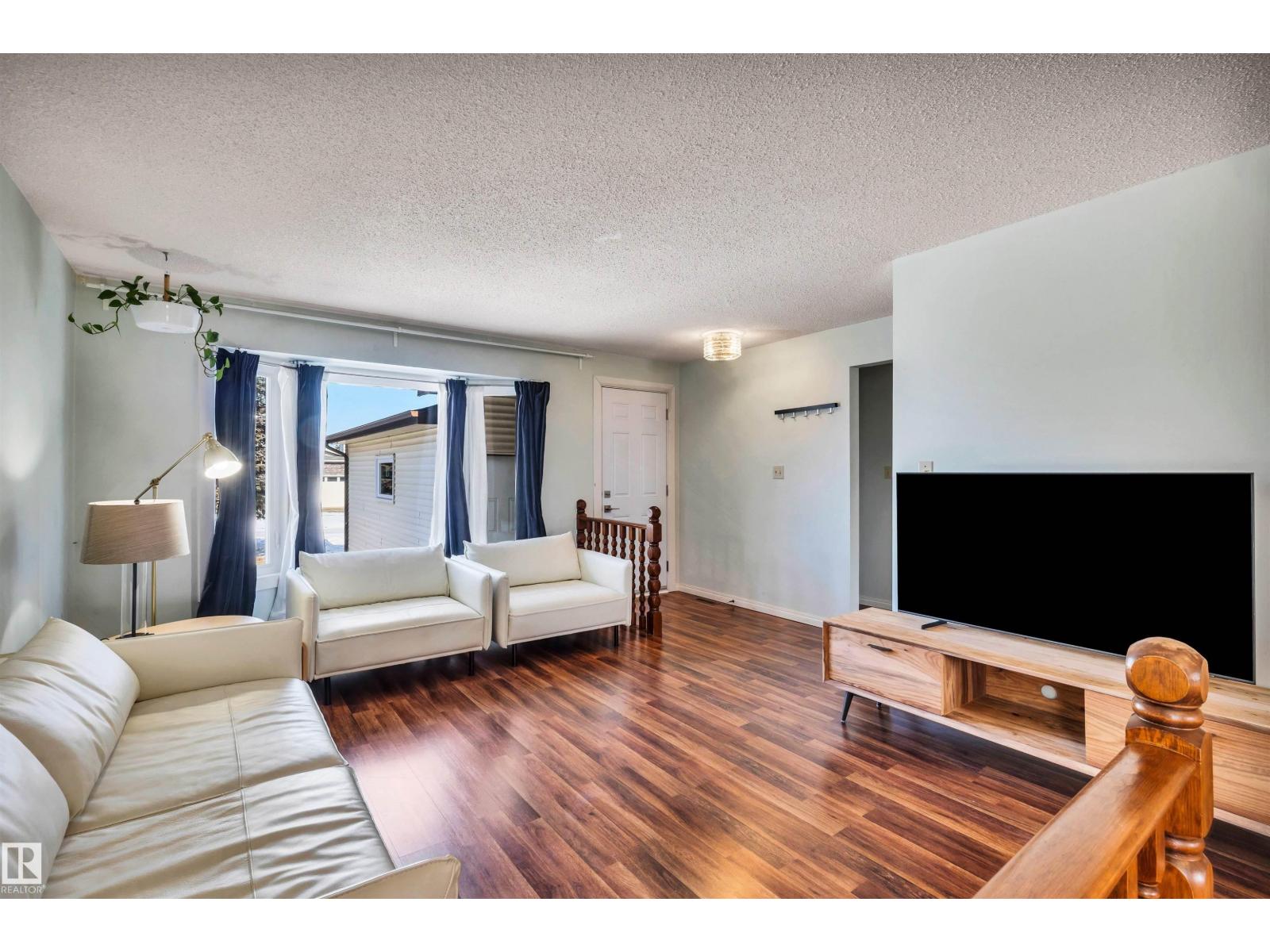 18923 86A AV NW - 8