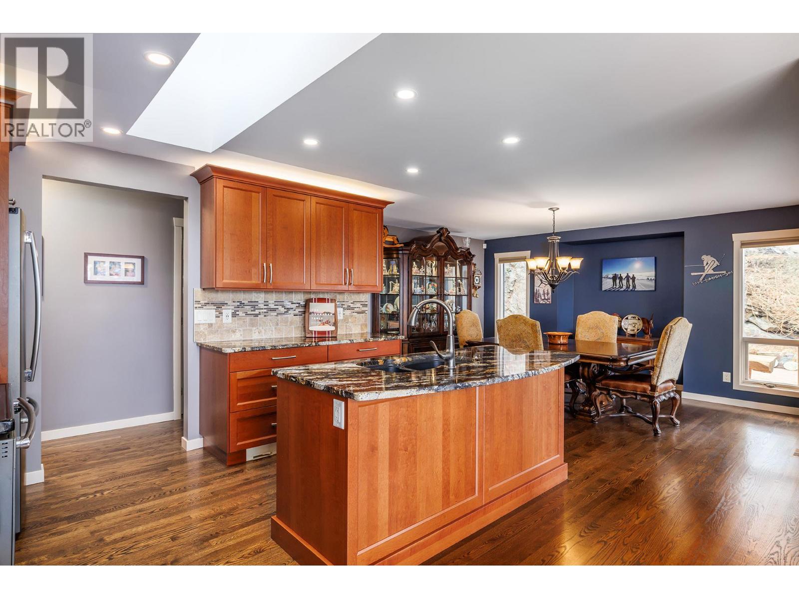  5715 Lakeshore Road, Kelowna