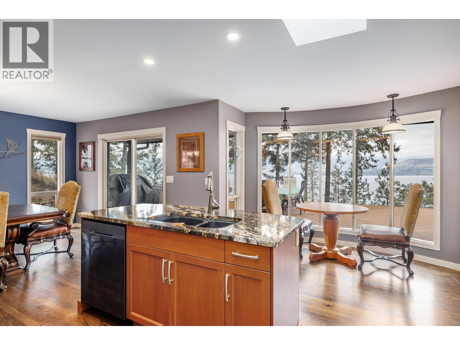  5715 Lakeshore Road, Kelowna