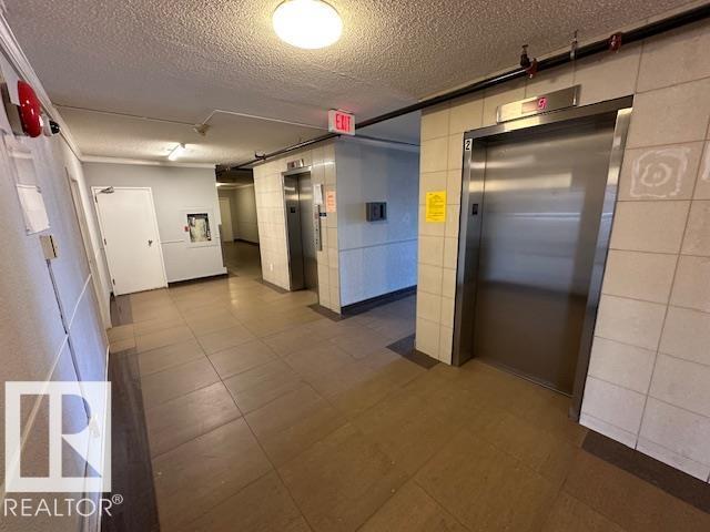 #86 13435 97 ST NW - 30