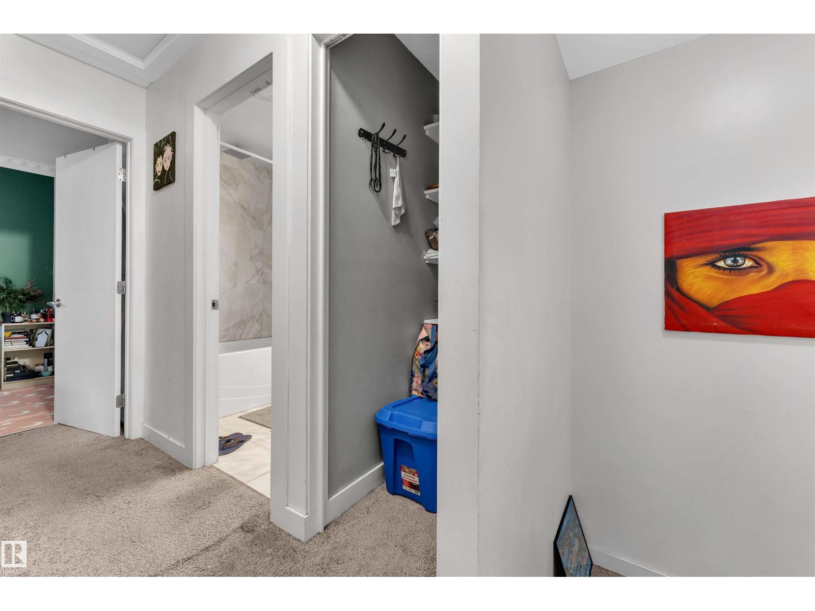 #7 14115 82 ST NW - 12
