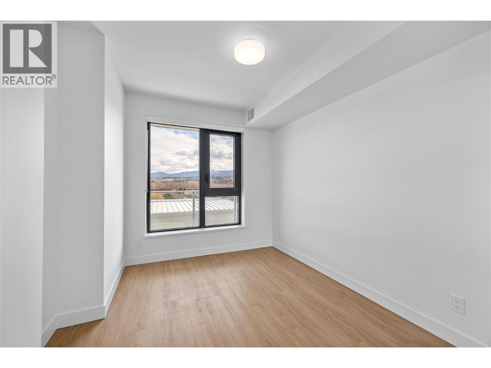 803 3699 Capozzi Road, Kelowna