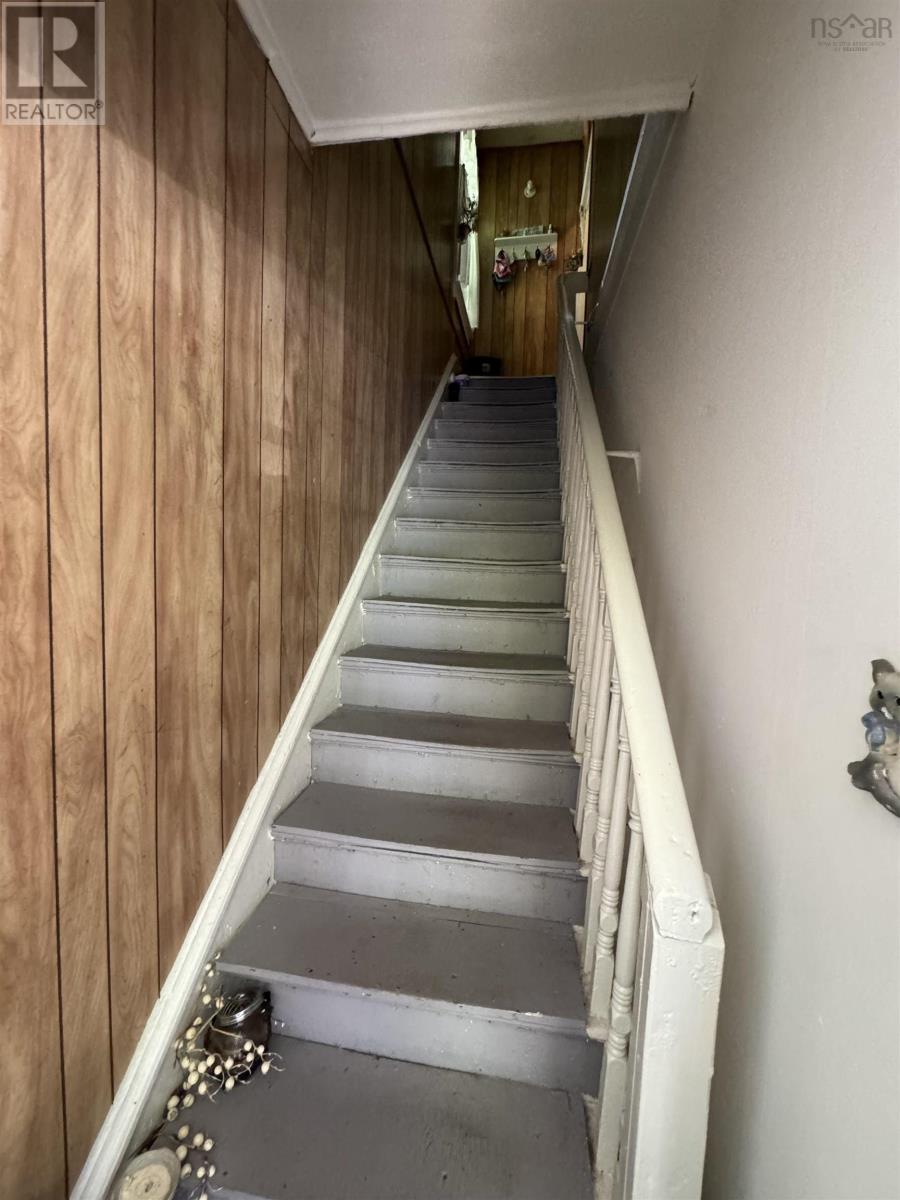 Property 9 of 16 of 123 Caledonia Street