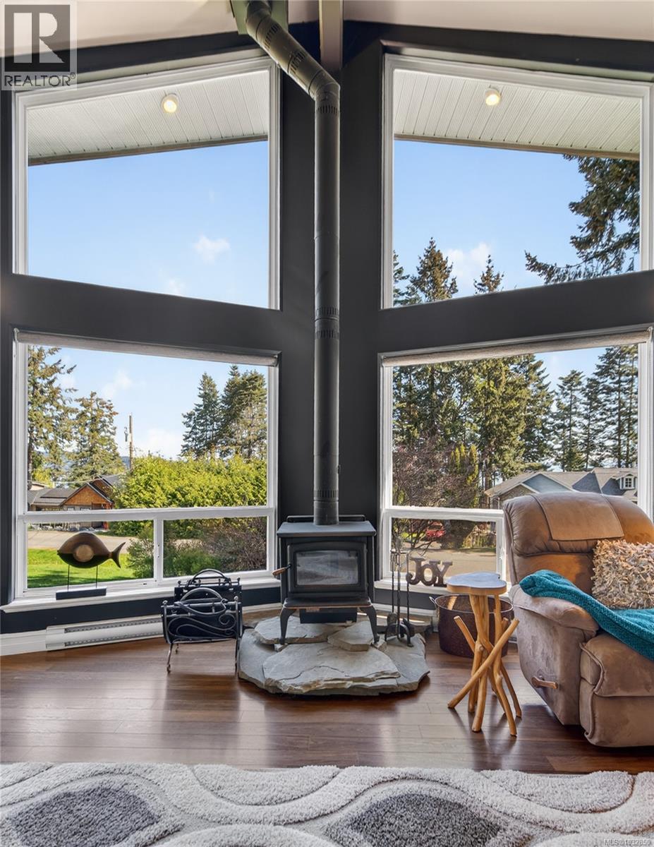 4594 Maple Guard Dr - 6