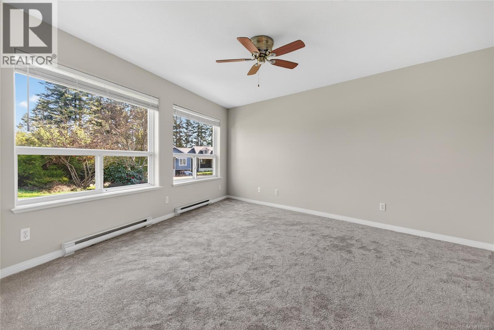 4594 Maple Guard Dr - 50