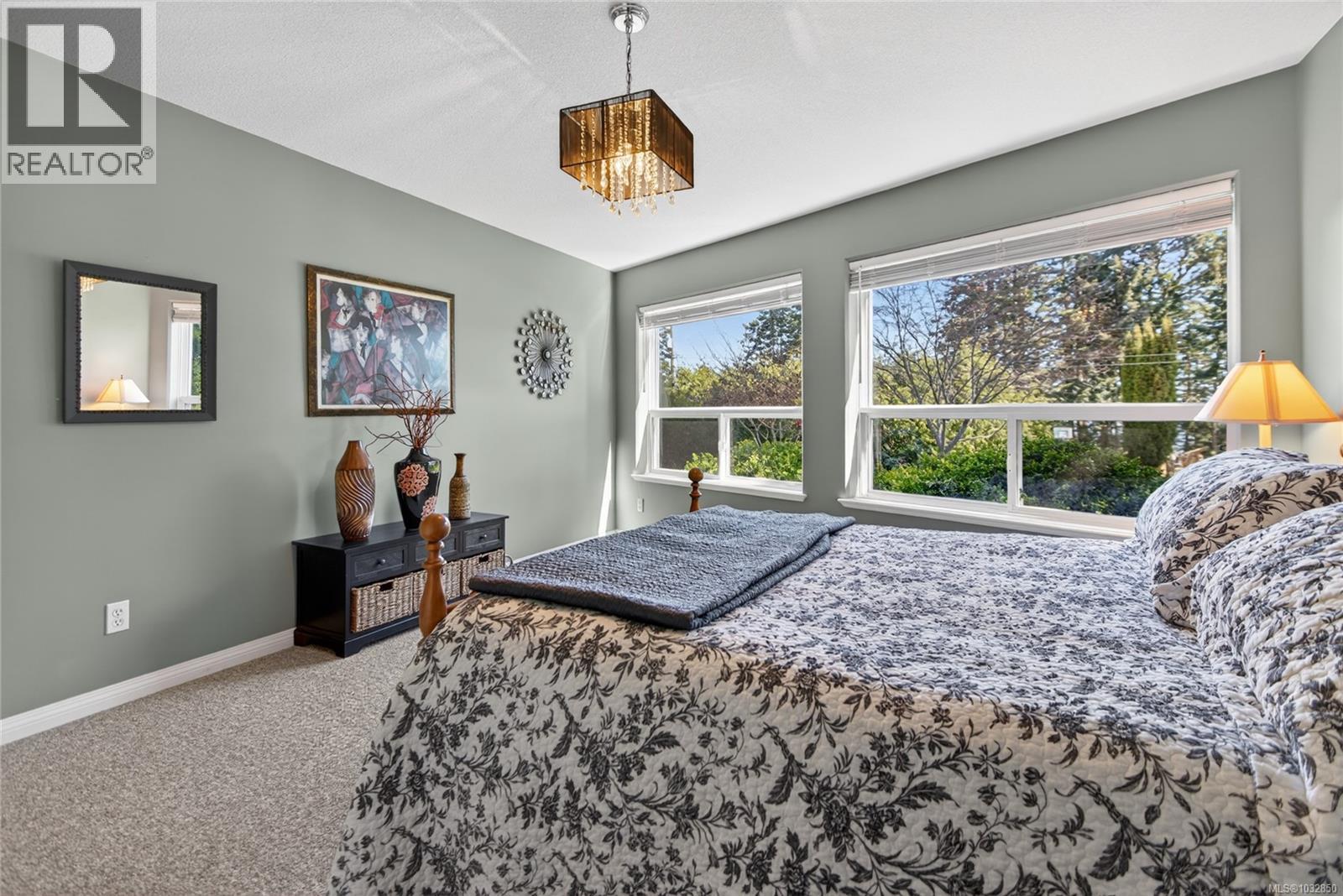 4594 Maple Guard Dr - 42