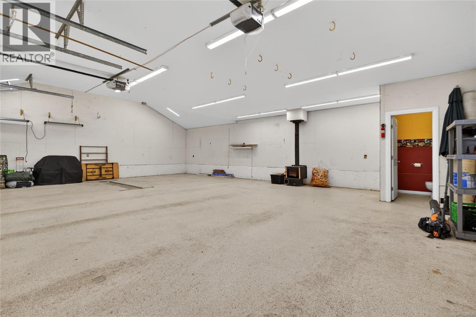 4594 Maple Guard Dr - 63