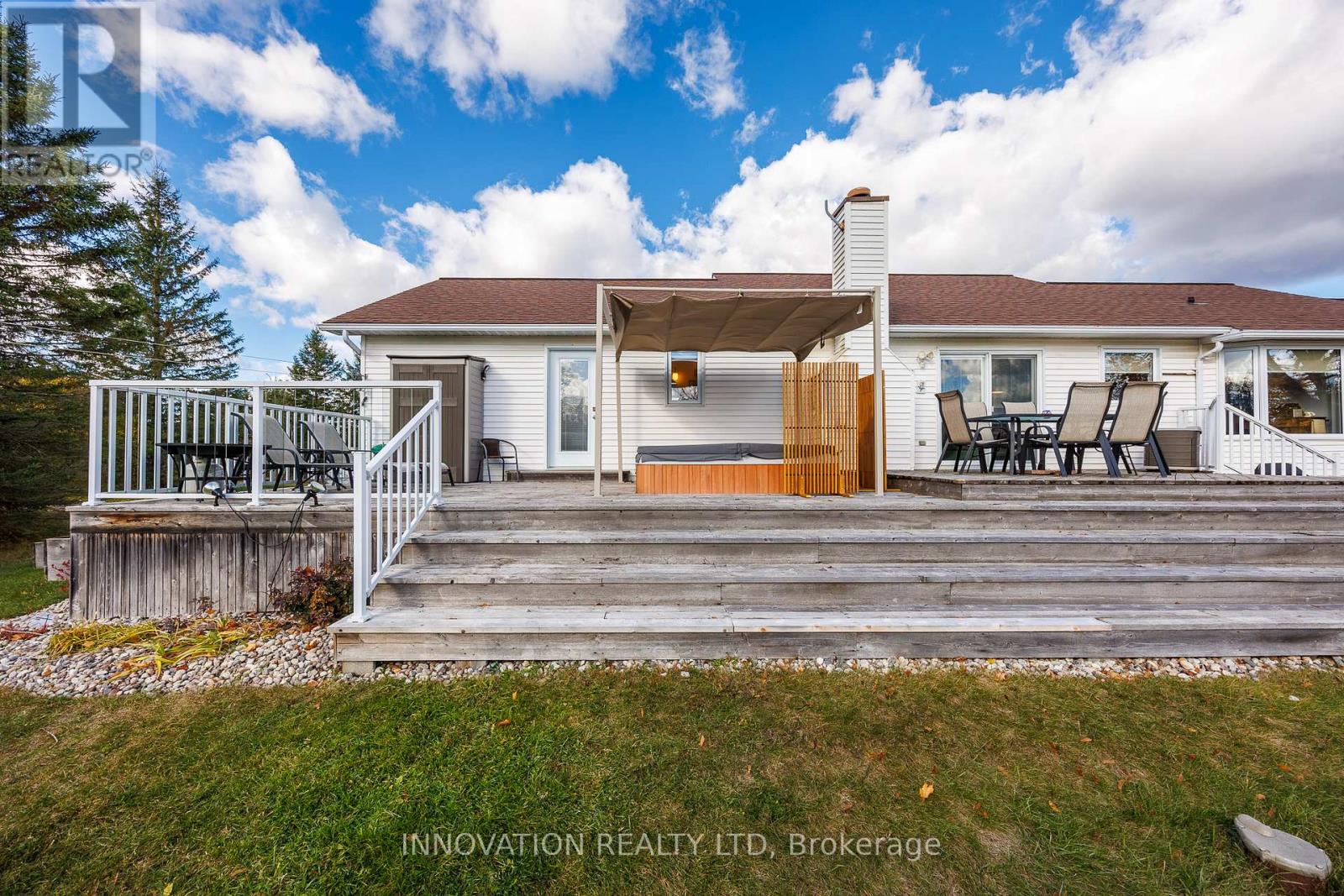 201 GREYSTONE CRESCENT - 32