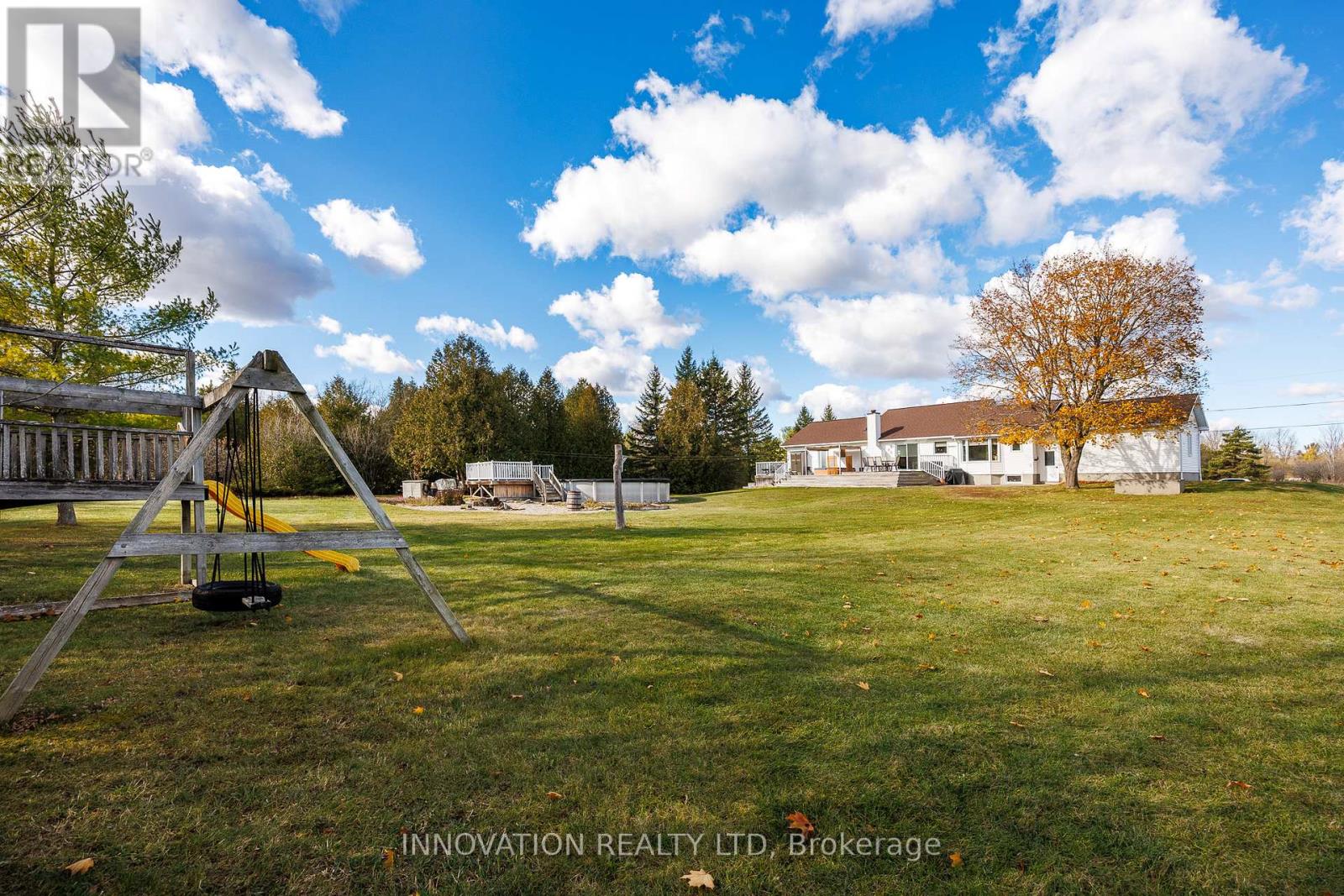 201 GREYSTONE CRESCENT — photo 35