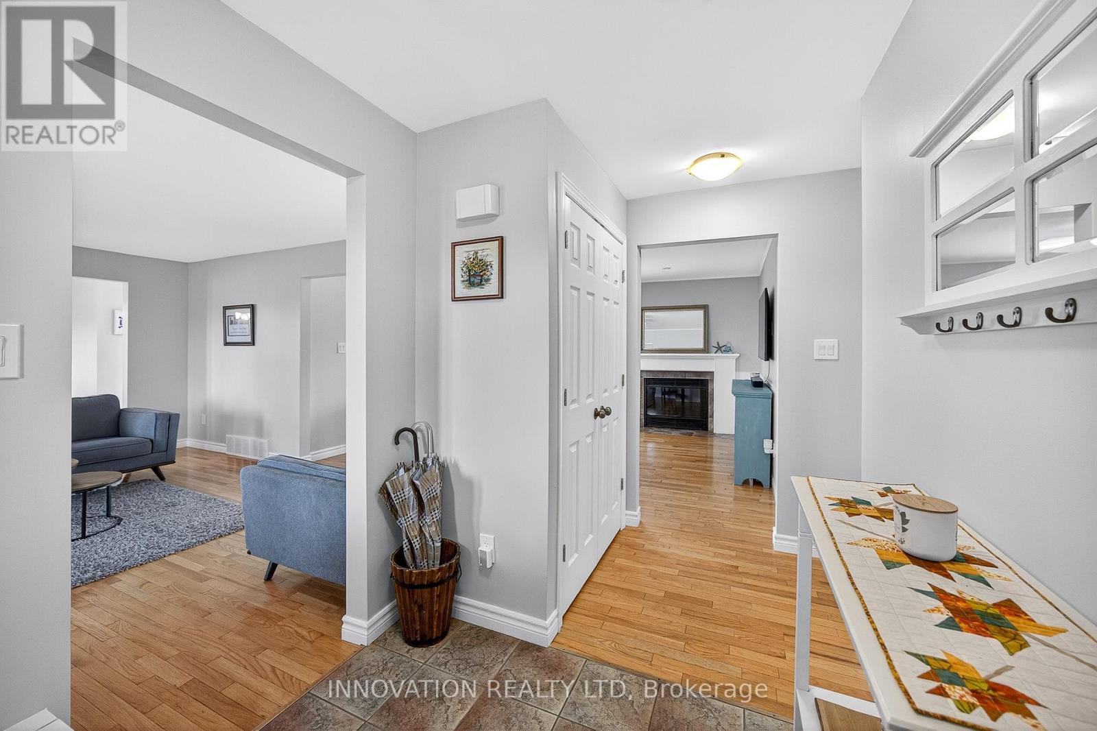 201 GREYSTONE CRESCENT - 5