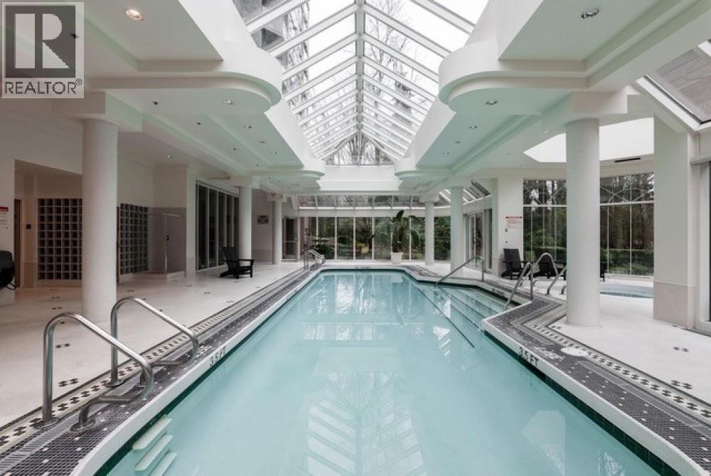 810 1327 E KEITH ROAD, North Vancouver