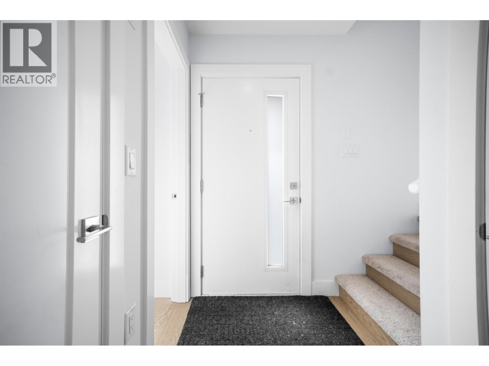 #7-5377 8A Avenue, Delta