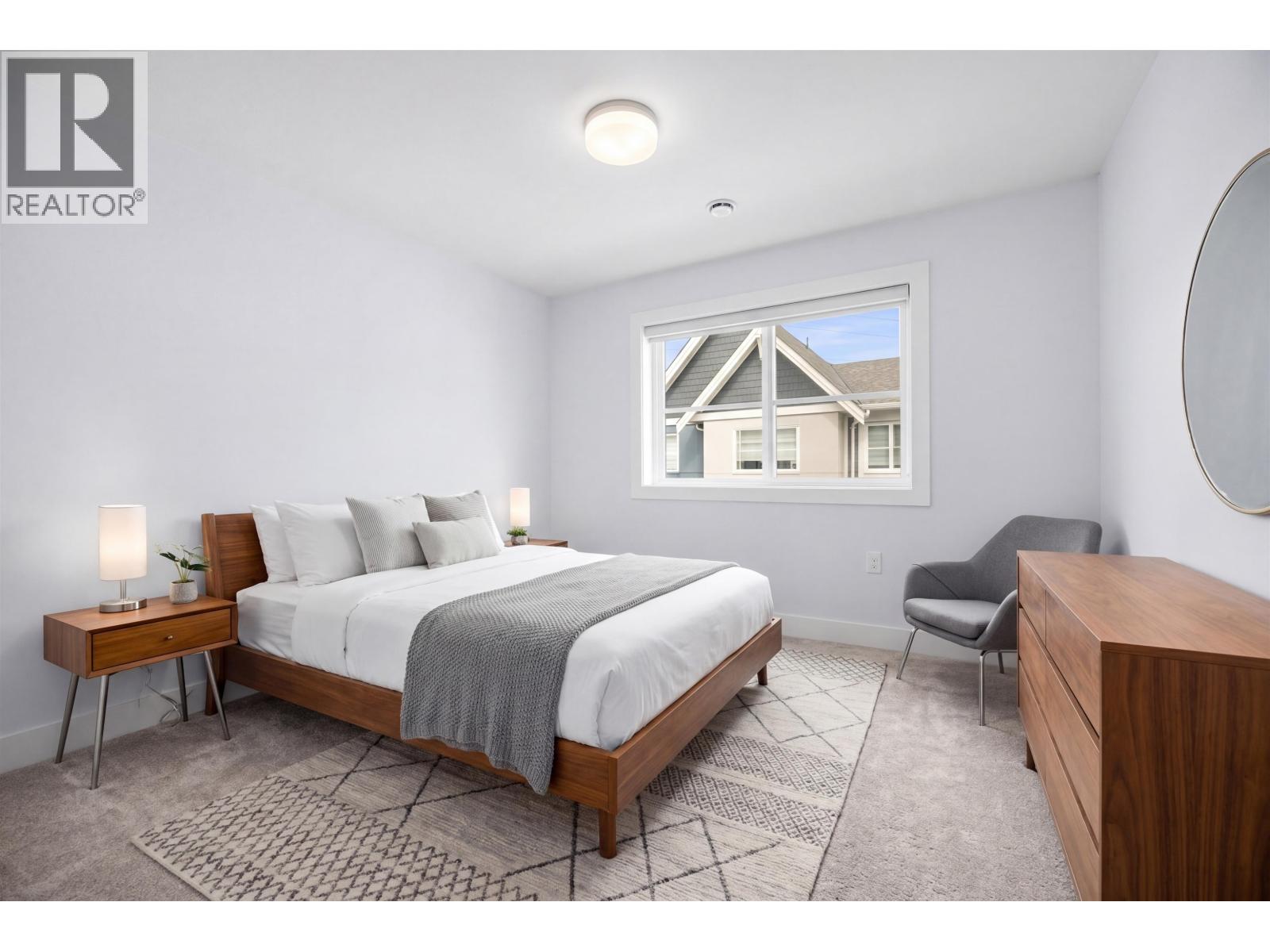 #7-5377 8A Avenue, Delta