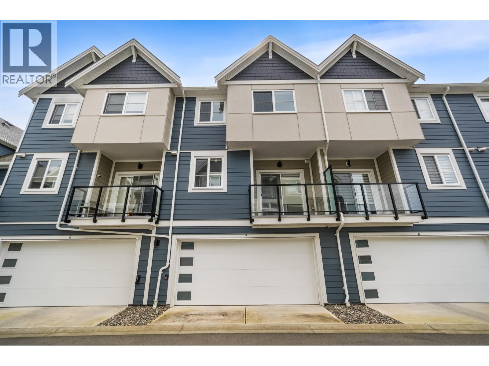 #7-5377 8A Avenue, Delta