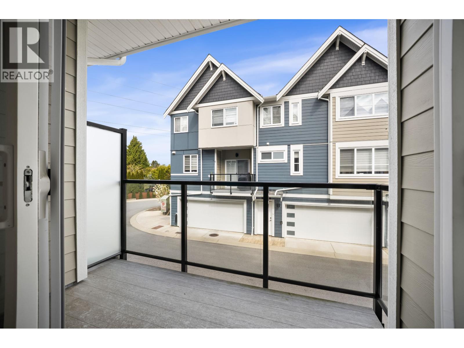 #7-5377 8A Avenue, Delta