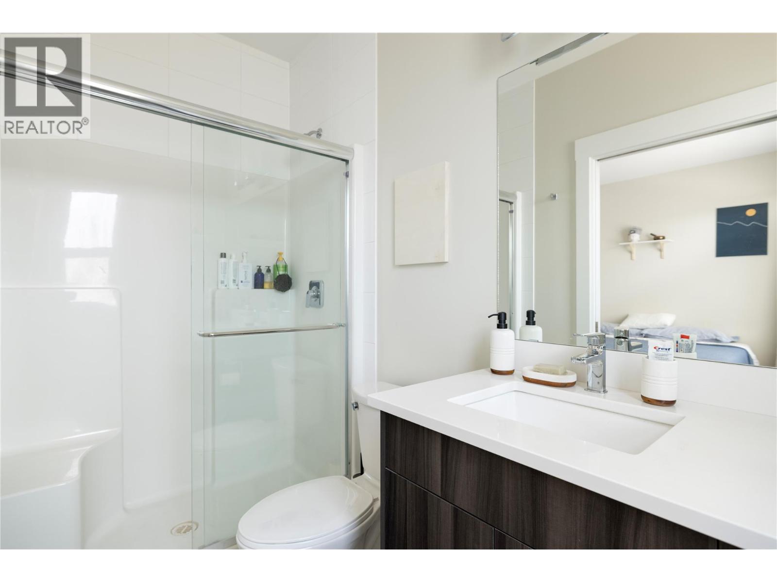 8 12798 Lake Hill Drive, Lake Country