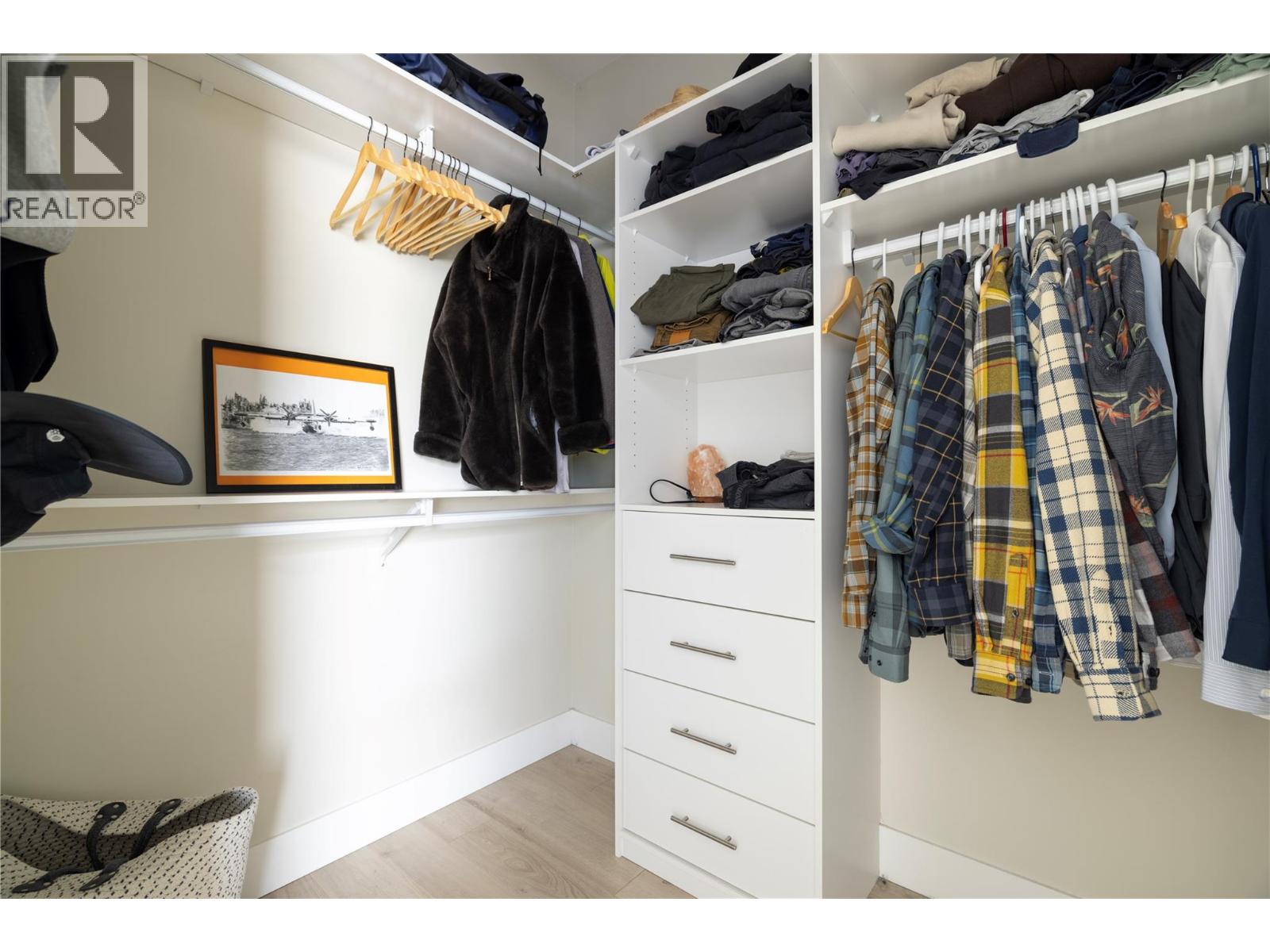 8 12798 Lake Hill Drive, Lake Country