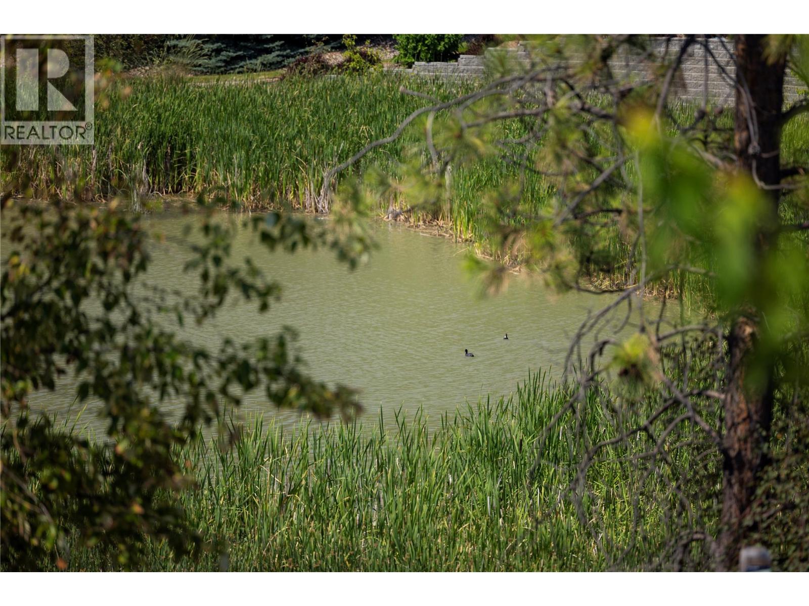 8 12798 Lake Hill Drive, Lake Country