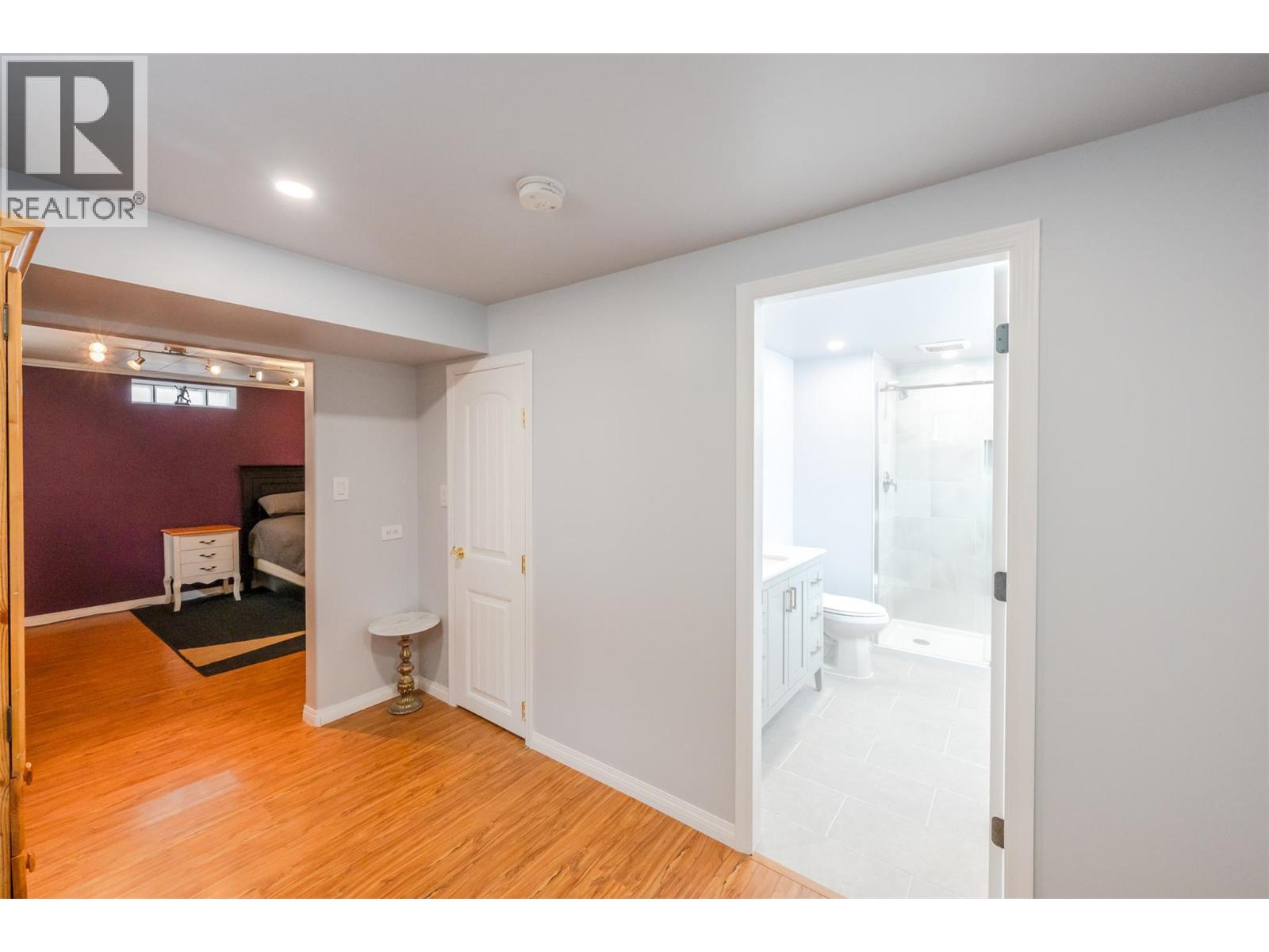 6437 BADGER Street, Oliver