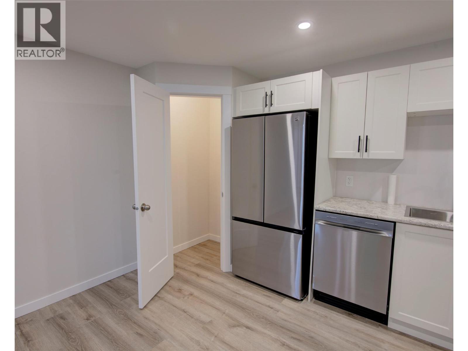 2755 Balsam Lane - 32