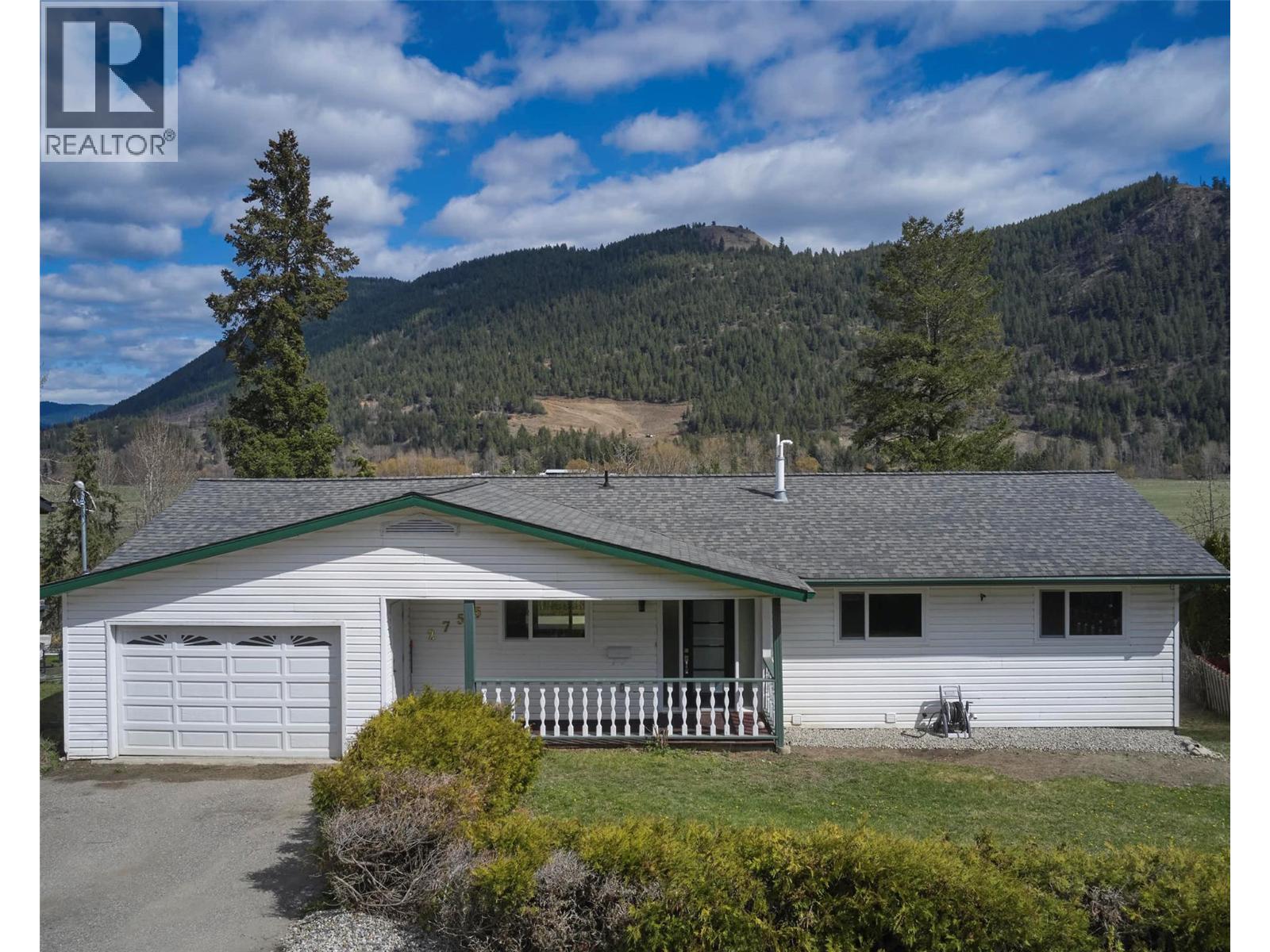 2755 Balsam Lane, Lumby