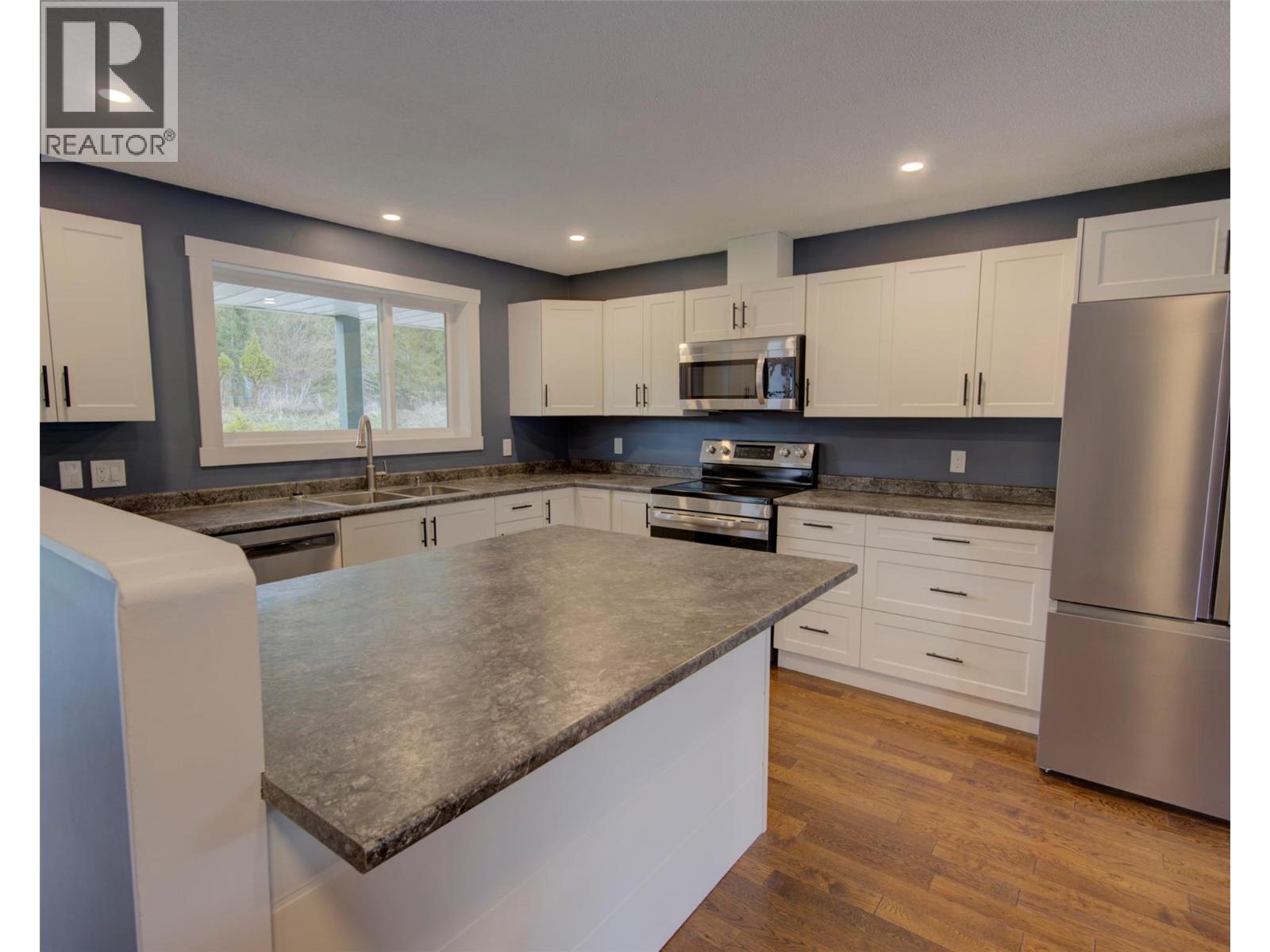 2755 Balsam Lane - 9