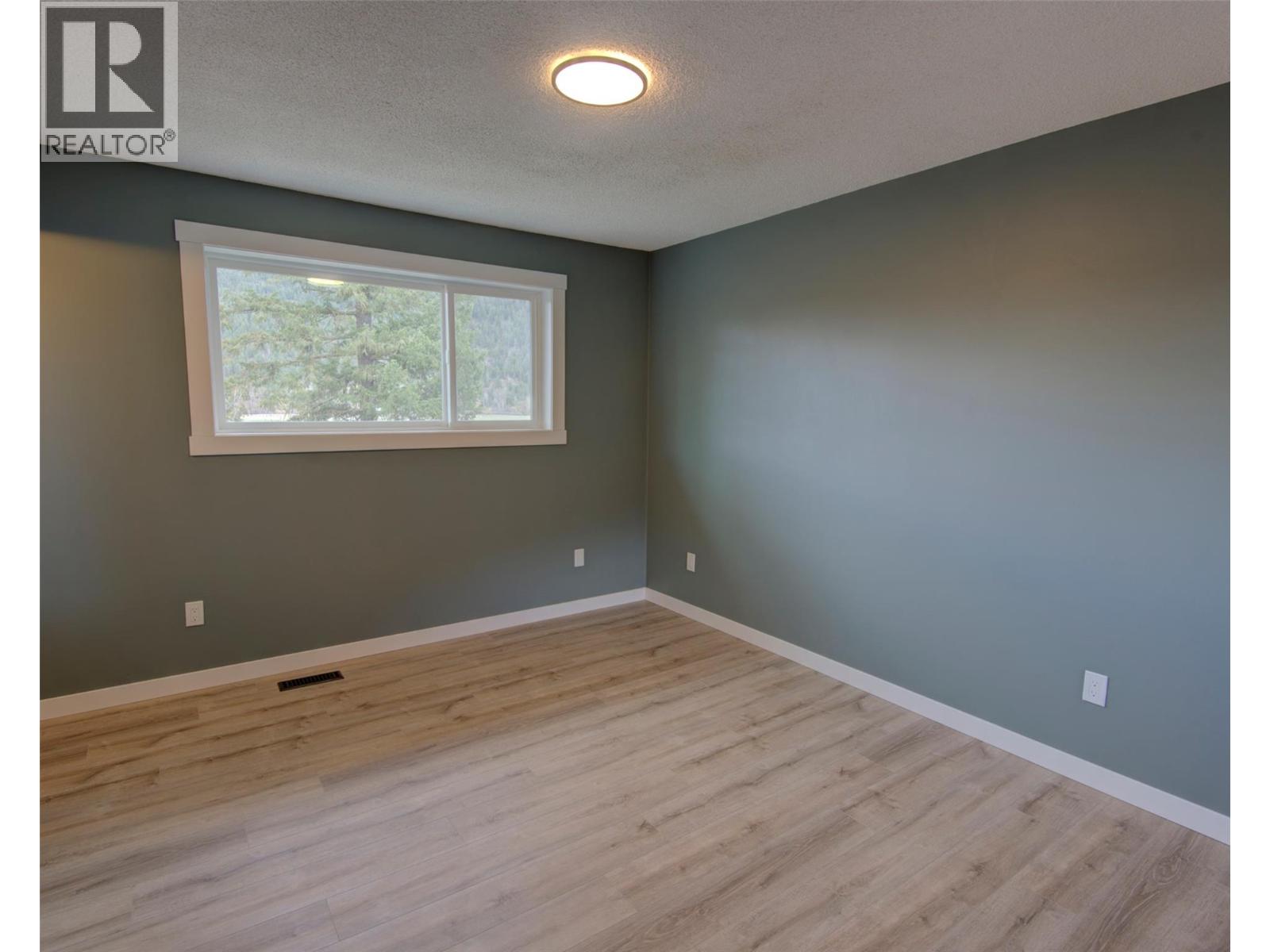 2755 Balsam Lane - 14