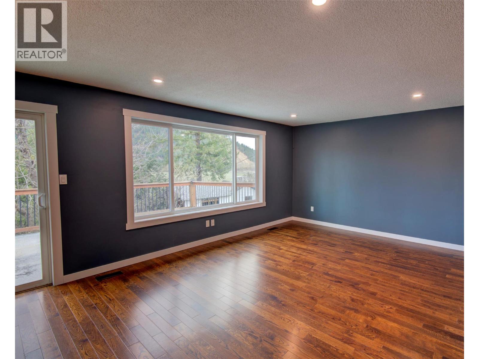 2755 Balsam Lane - 3