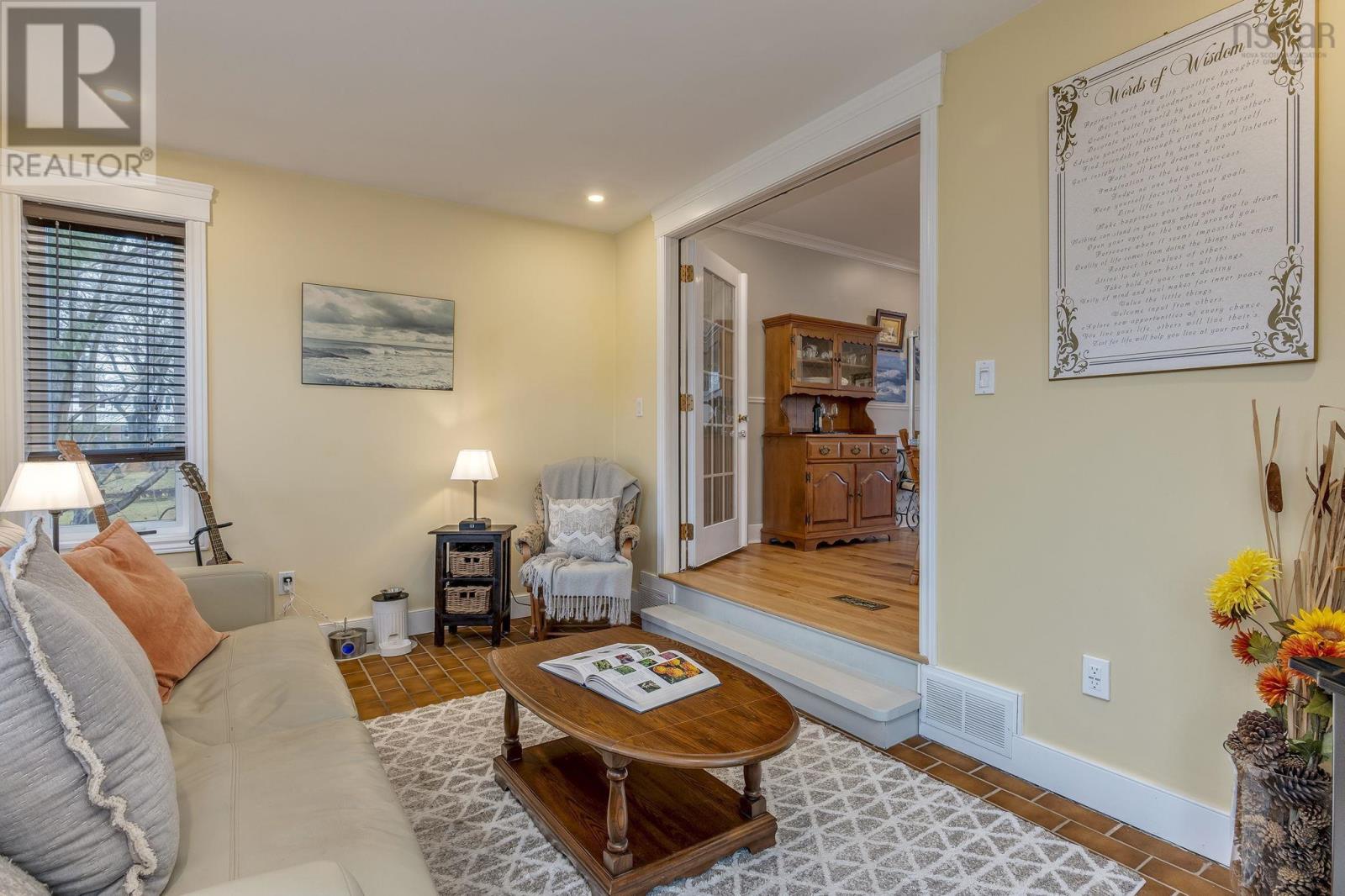 Property 16 of 45 of 21 Lawnsdale Drive