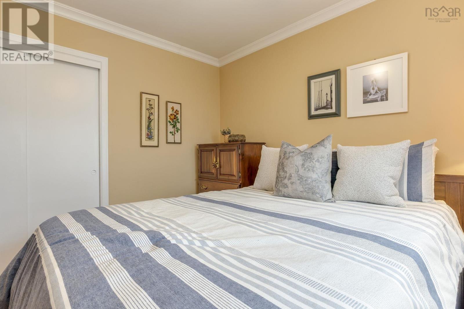 Property 27 of 45 of 21 Lawnsdale Drive