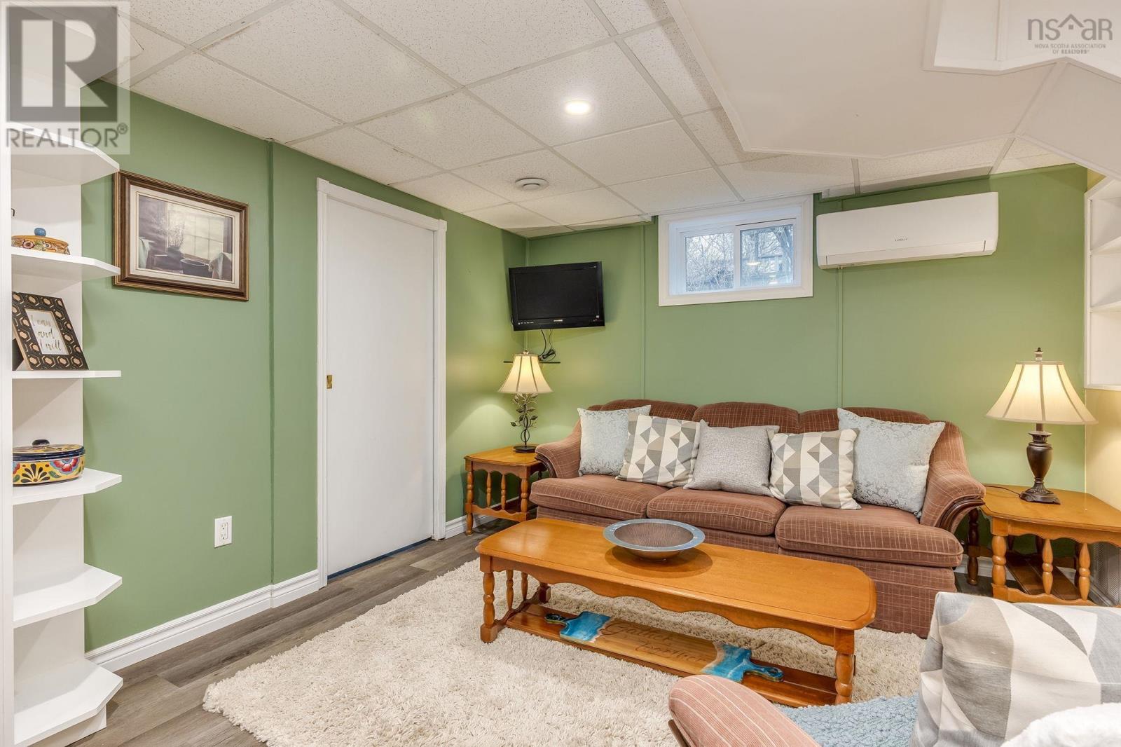 Property 28 of 45 of 21 Lawnsdale Drive