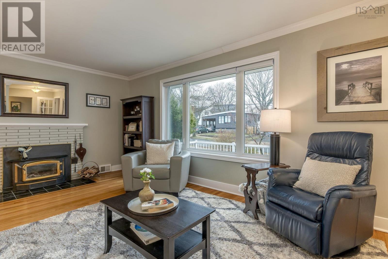 Property 6 of 45 of 21 Lawnsdale Drive