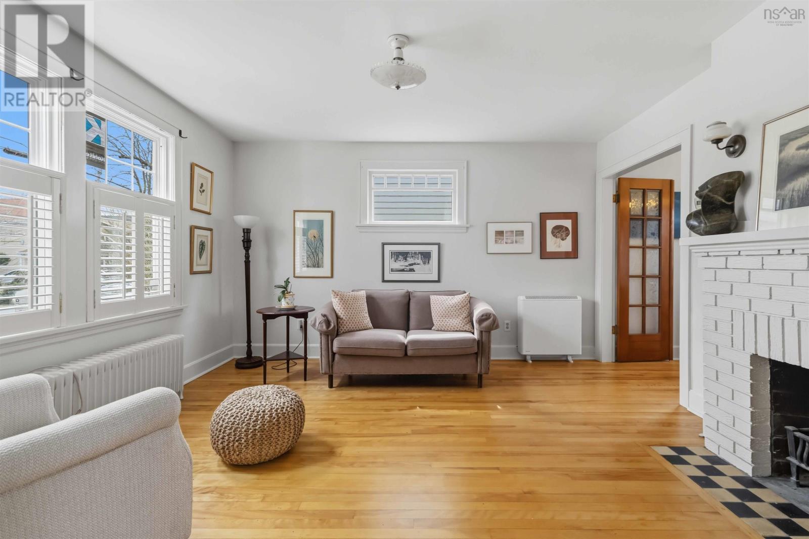 Property 7 of 49 of 1662 Walnut Street